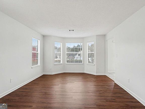 4th image of 6236 Springwater Ln