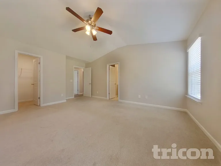 122 Denali Cir — Photo 6