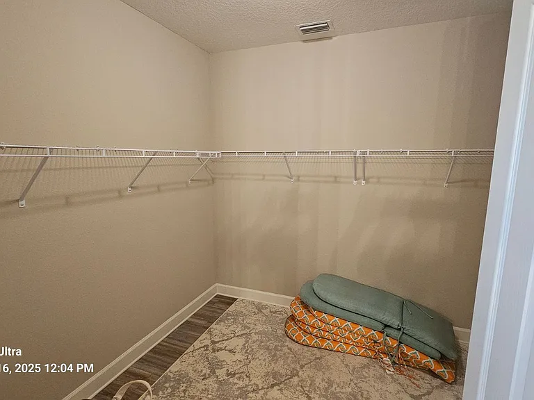 21 Los Lagos Blvd — Photo 20