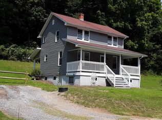 162 Singer Ln, East Freedom, PA 16637