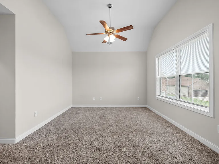 668 Crestone Ct — Photo 23