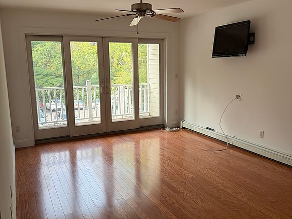 5th image of 74 Westchester Ave Unit C