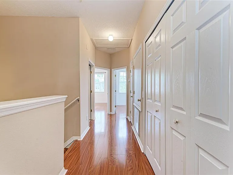 3931 Yellowstone Cir — Photo 31