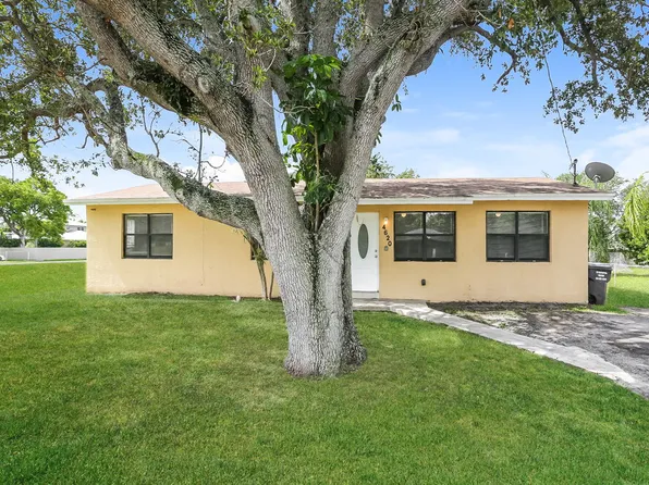 4620 SW 23rd St, Hollywood, FL 33023