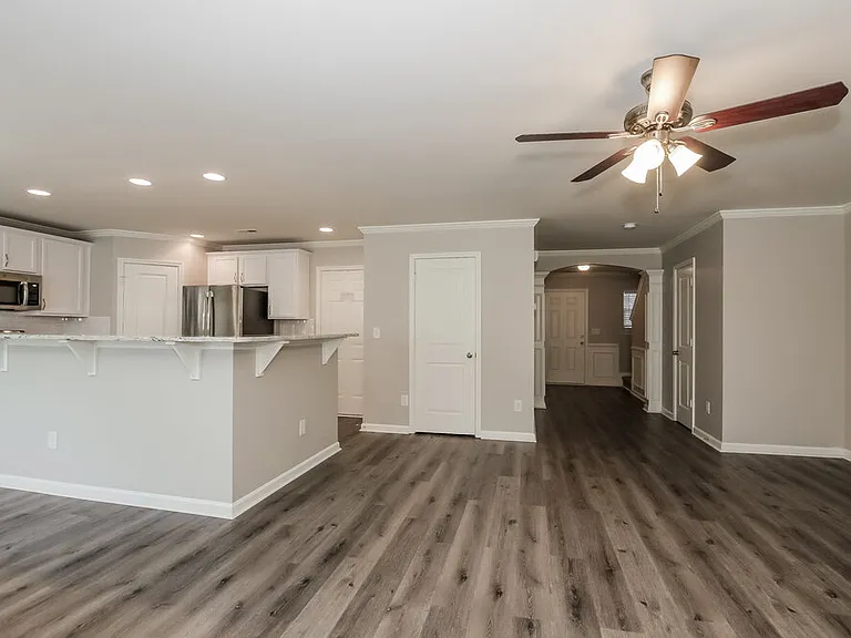 5004 Broad Leaf Ct — Photo 8
