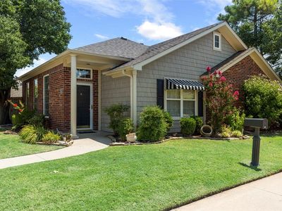 2455 Manchester Dr UNIT 16, Village, OK, 73120