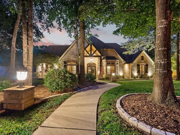 4380 Lazy Creek Dr, Tyler, TX 75707