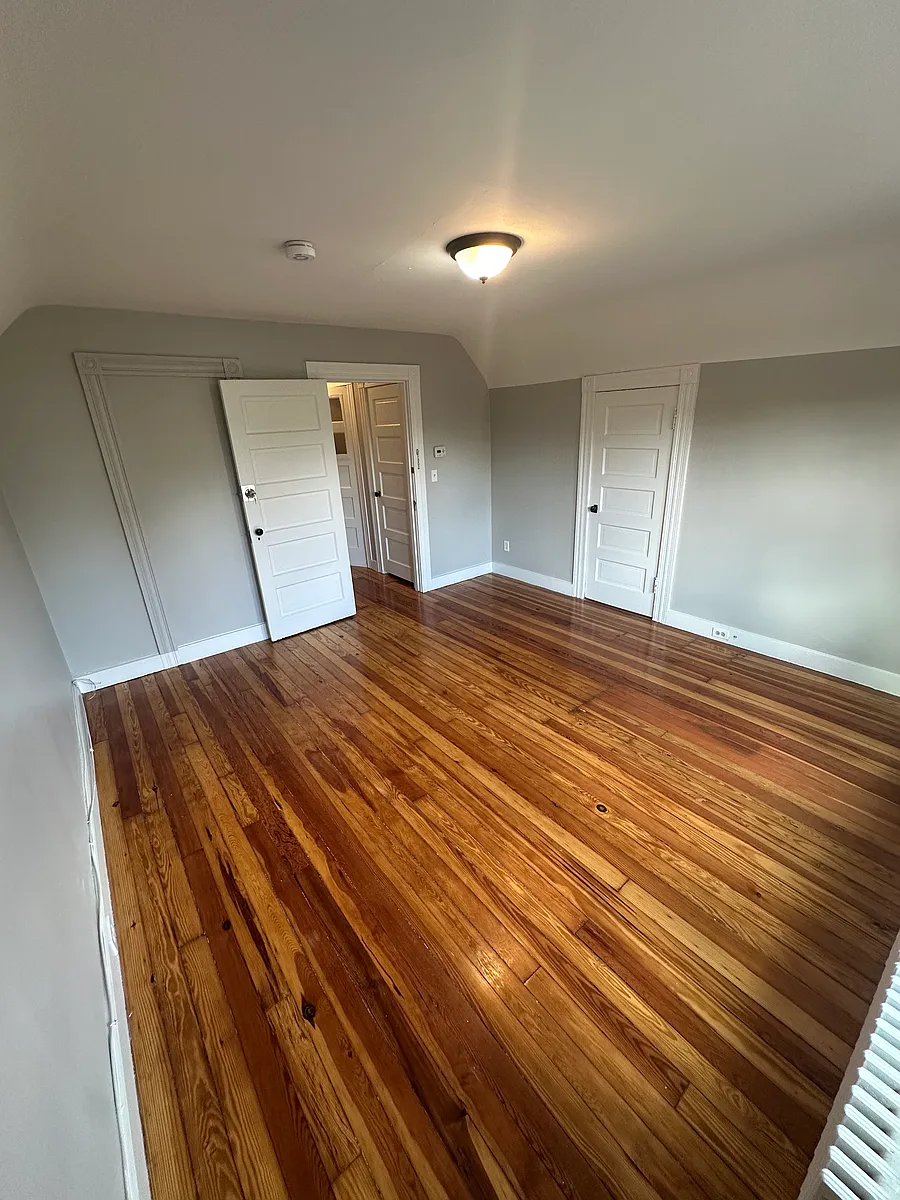 Photo 2 of 10 - 396 Whalley Ave #3 - New Haven, CT Building Photo - 396 Whalley Ave #3