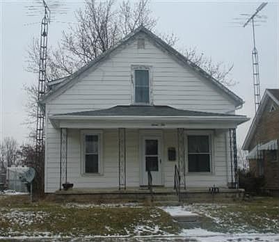 1st image of 710 Lynn St