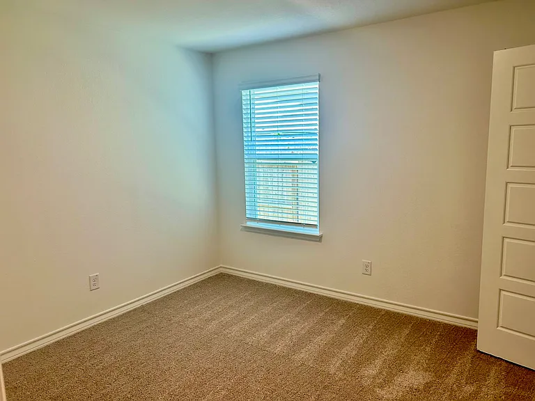 946 Heartseed Ave — Photo 7