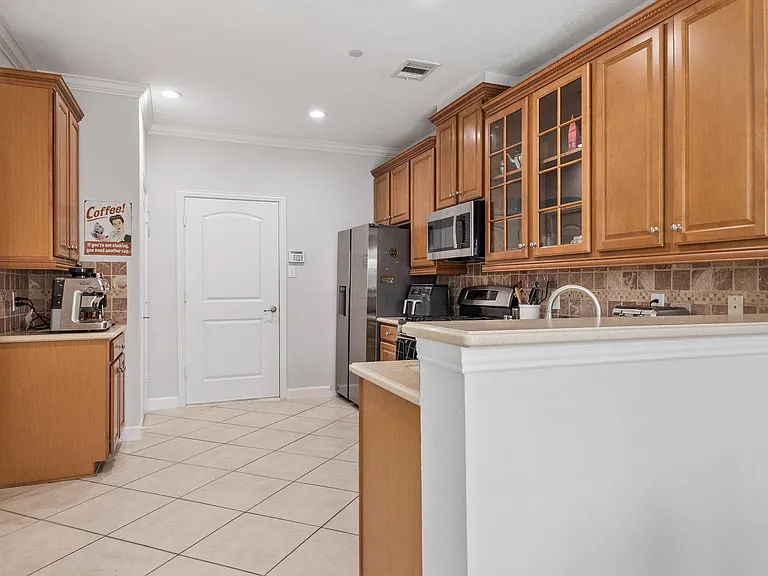 7944 Eddie Dr — Photo 9