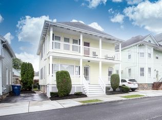 160 Clifford St, New Bedford, MA 02745