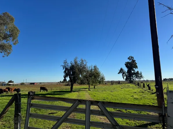 Blake Rd, Wilton, CA 95693