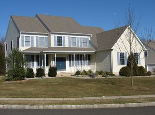 60 Margaret Dr, Somerset, NJ
