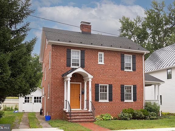 3rd image of 108 Morgan St