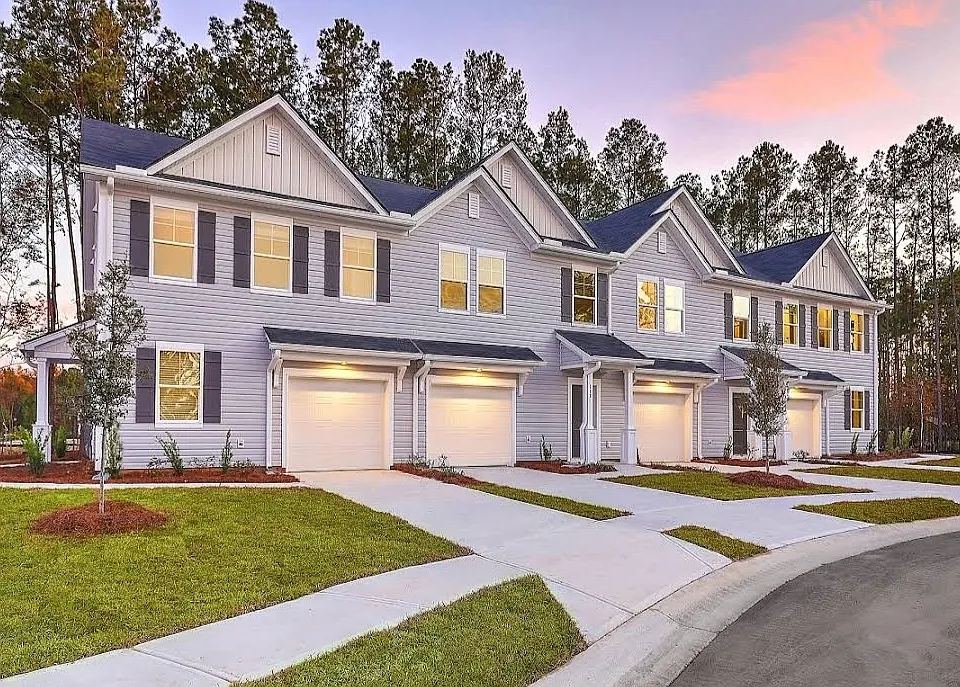 128 Benelli Dr