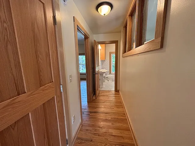 87 Park Ave — Photo 17