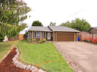 198 S 28th Ave, Cornelius, OR 97113