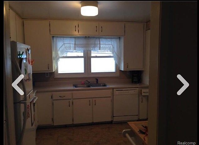 1st image of 9151 Ashdown Ave