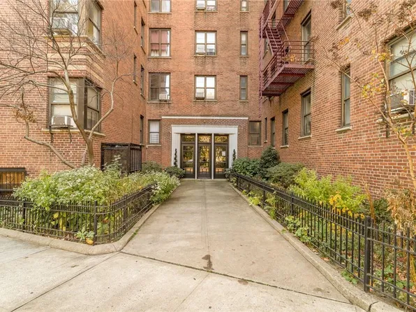 306 E Mosholu Parkway S #2A, Bronx, NY 10458