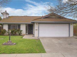 6131 Maywood Ln, Stockton, CA 95207