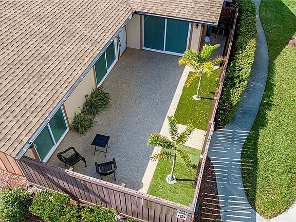 4th image of 17334 Birchwood Ln