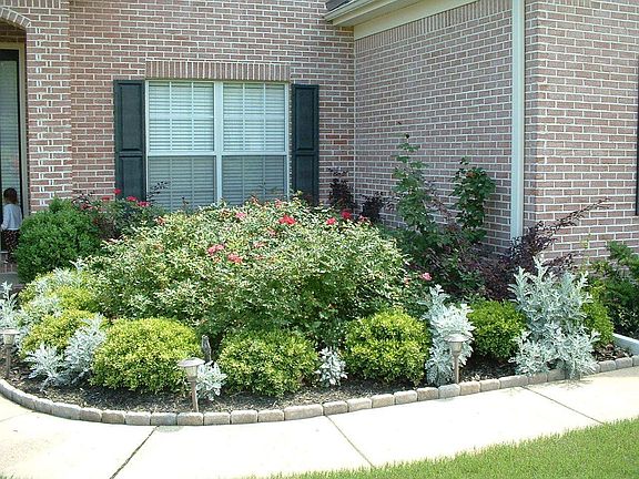 257 Lyndsey Dr, Brighton, TN 38011