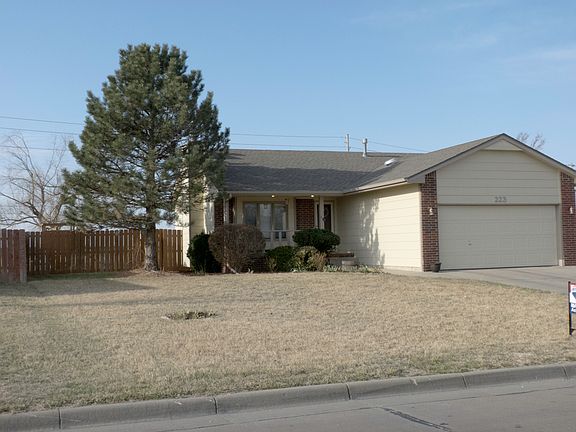 223 Windward Dr. Newton, KS,