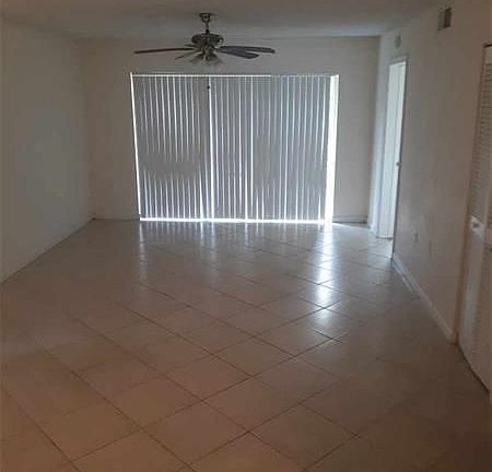 3rd image of 13101 Glenmoor Dr #13101