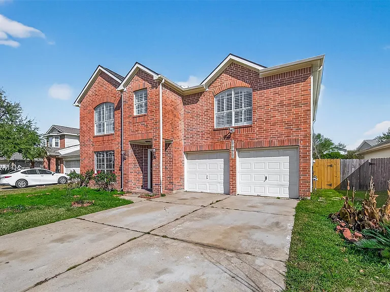 15910 Clayton Bend Dr — Photo 3