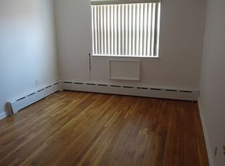 8526 126th St #3, Kew Gardens, NY 11415