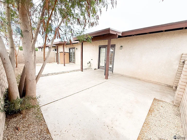 1465 E Laguna Pl #4 — Photo 20