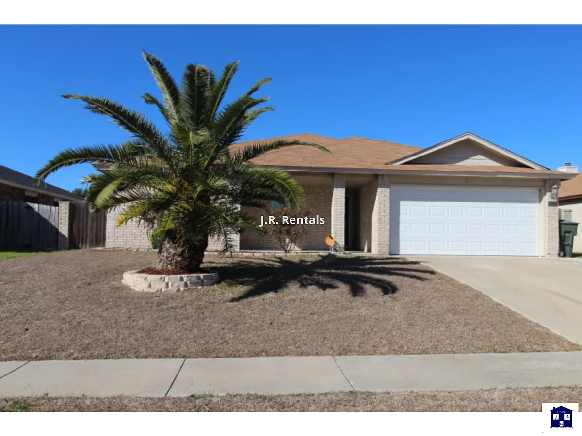 Building Photo - 1407 Saddle Dr