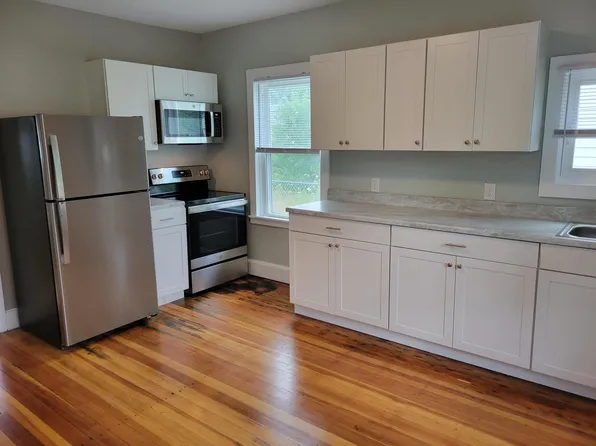 45 Aldrich Ave, Moosup, CT 06354