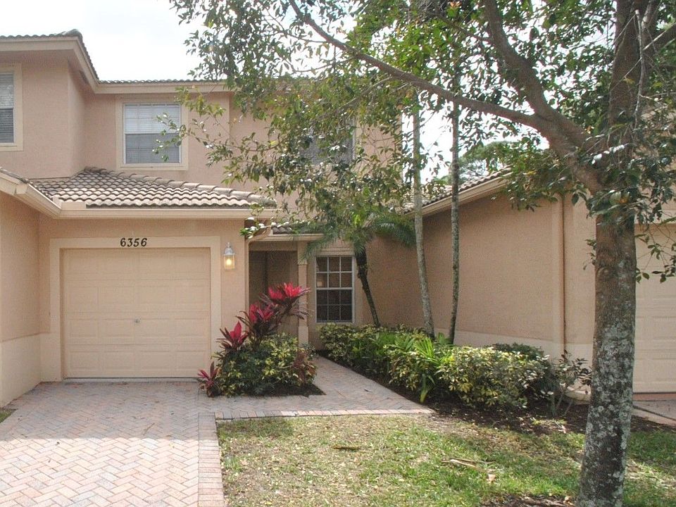 1st image of 6356 Park Lake Cir