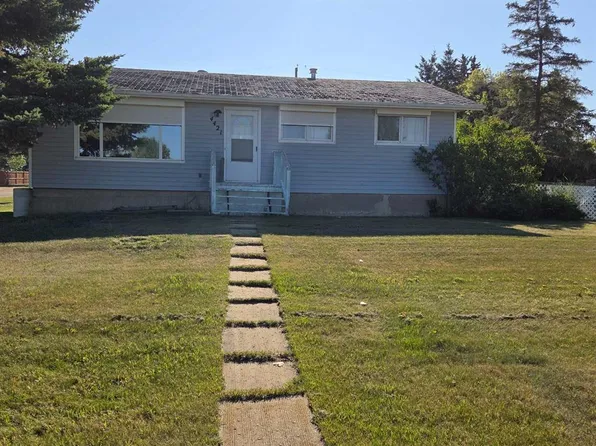 4421 W 44th St, Castor, AB T0C 0X0