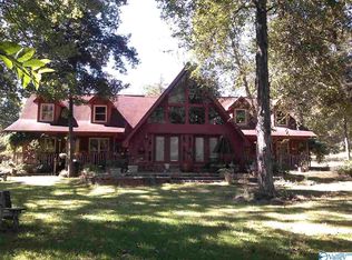8969 County Road 434, Trinity, AL 35673