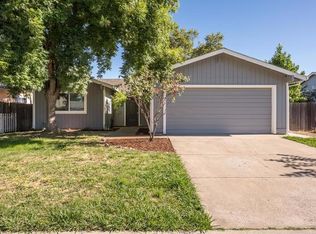 6833 Castleberry Cir, Citrus Heights, CA 95621