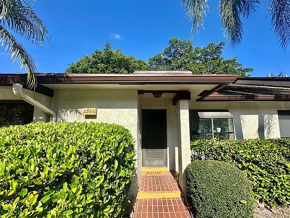 2nd image of 3264 Carambola Circle #3264