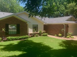 7113 Dublin Dr, Woodway, TX 76712
