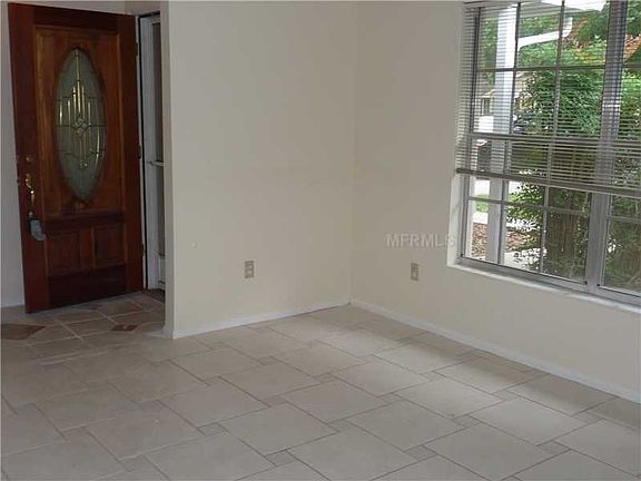 2nd image of 321 Buttonwood Dr