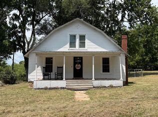 197 Bridge St N, Buchanan, VA 24066