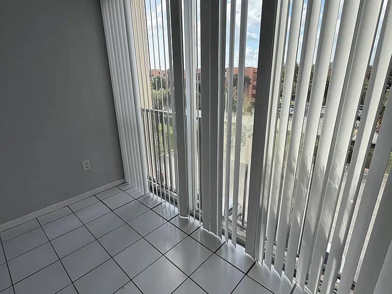 9431 SW 4th St #411 — Photo 9