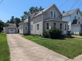 1910 Market St, Erie, PA