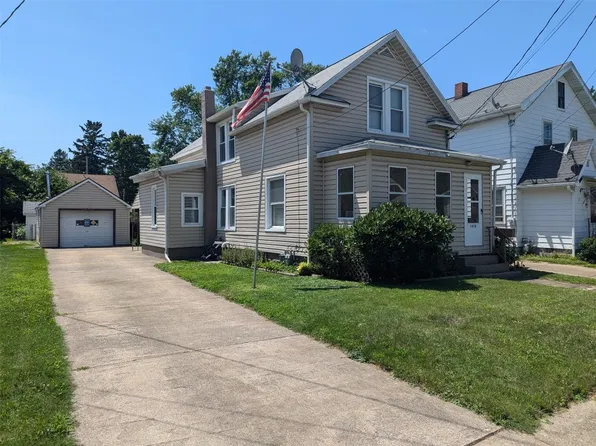 1910 Market St, Erie, PA 16510
