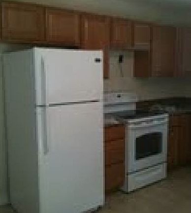 Kitchen...granite counter