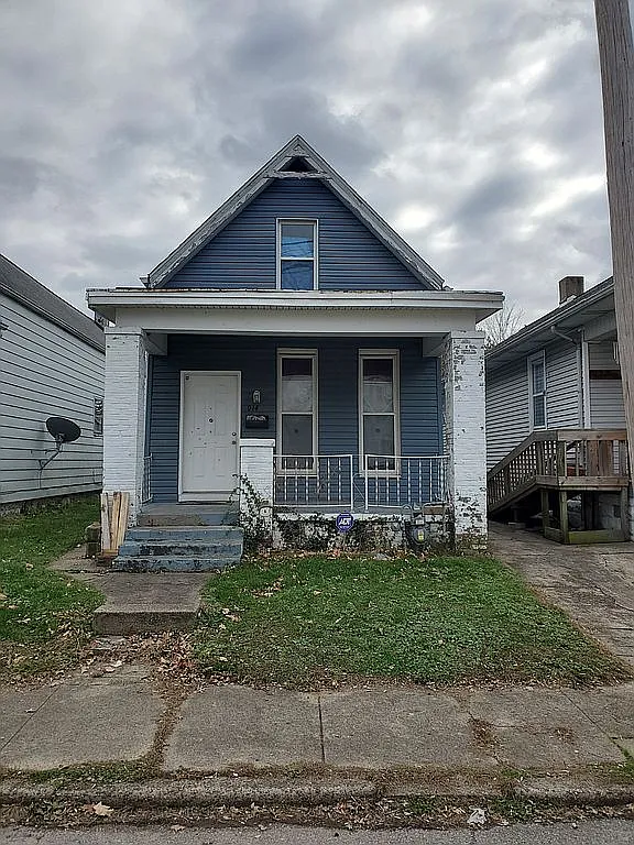 914 W Oregon St photo 1