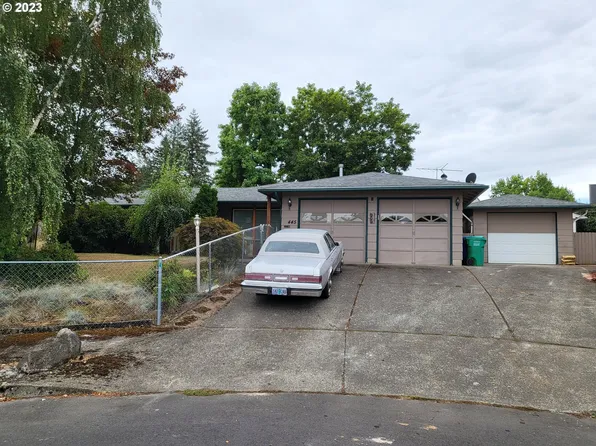445 NE Dexter Ct, Gresham, OR 97030