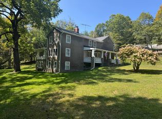 189 Wilson Hill Rd, Dingmans Ferry, PA 18328