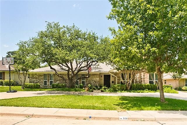 1st image of 515 Cox Dr